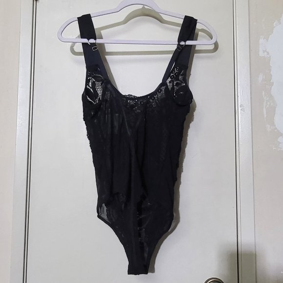 🏷️NWT Free People Intimately Off Beat Bodysuit In Black - Small - Picture 8 of 15